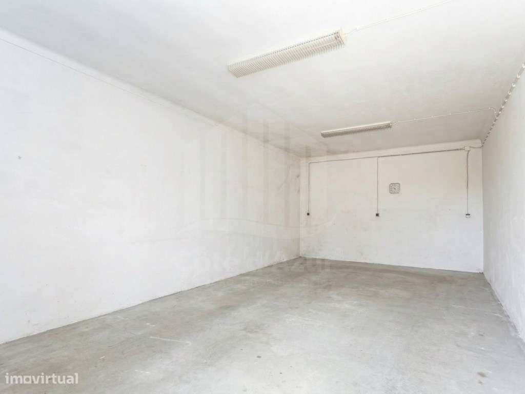 Moradia com vista panorâmica sobre Lisboa-31