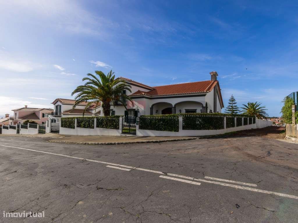 Moradia V5, Ponta Delgada , Ilha de São Miguel - Grande imagem: 2/53