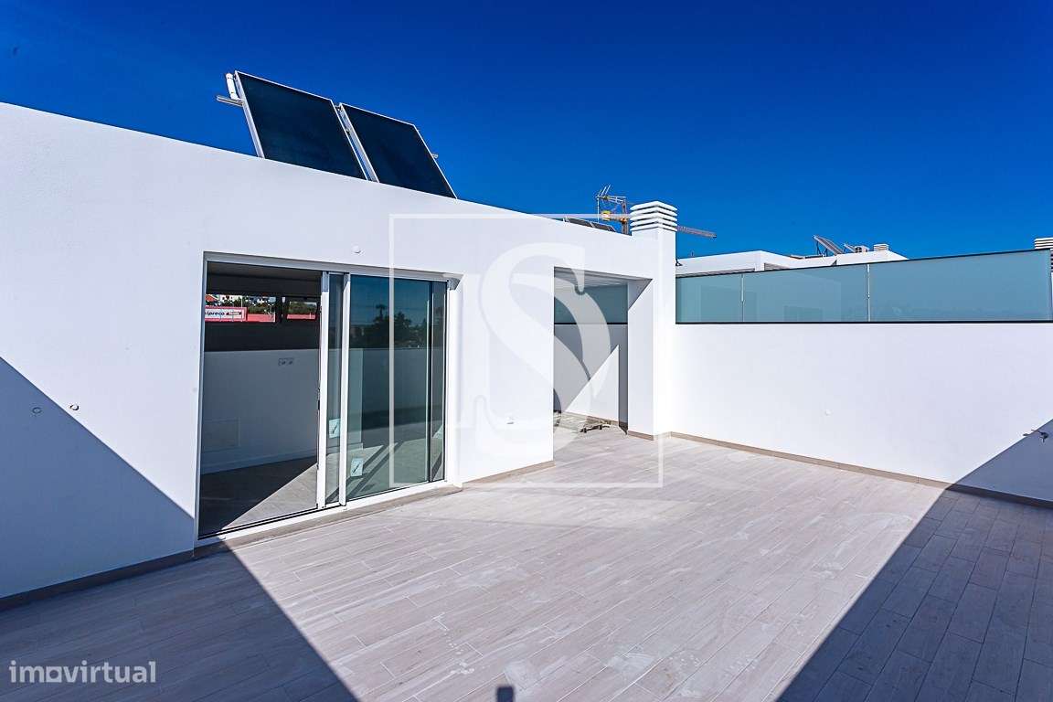 Moradia T4 moderna e exclusiva em  Tavira!-23