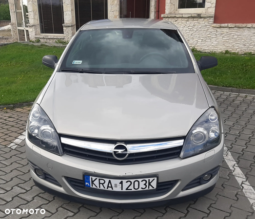 Opel Astra GTC 1.8 Edition - 9