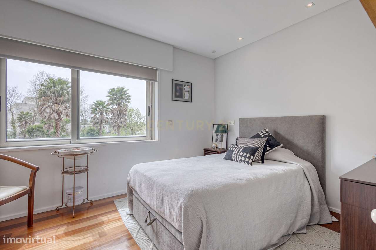 Espetacular T3 de 3 frentes a cinco minutos da praia da Granja-13