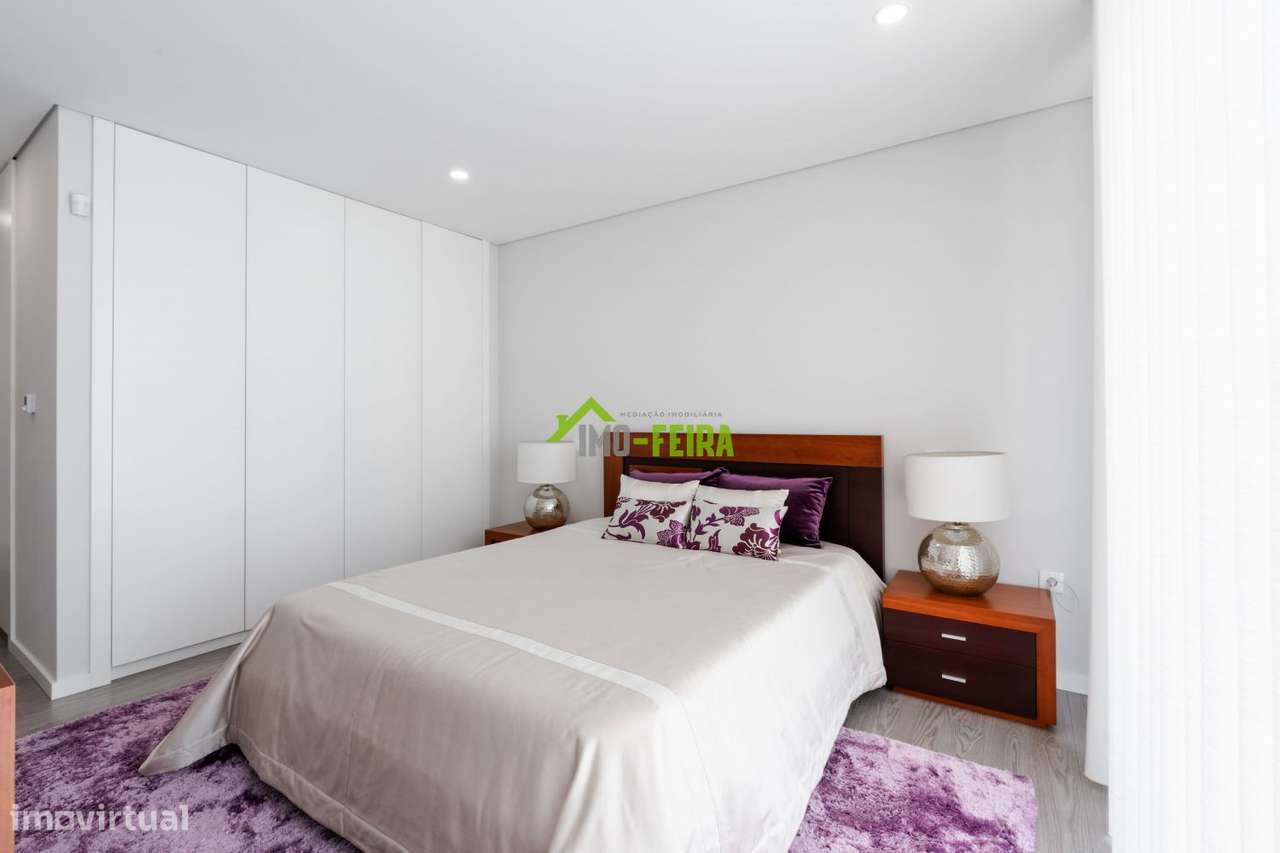 MORADIA LUXO COM PISCINA-21