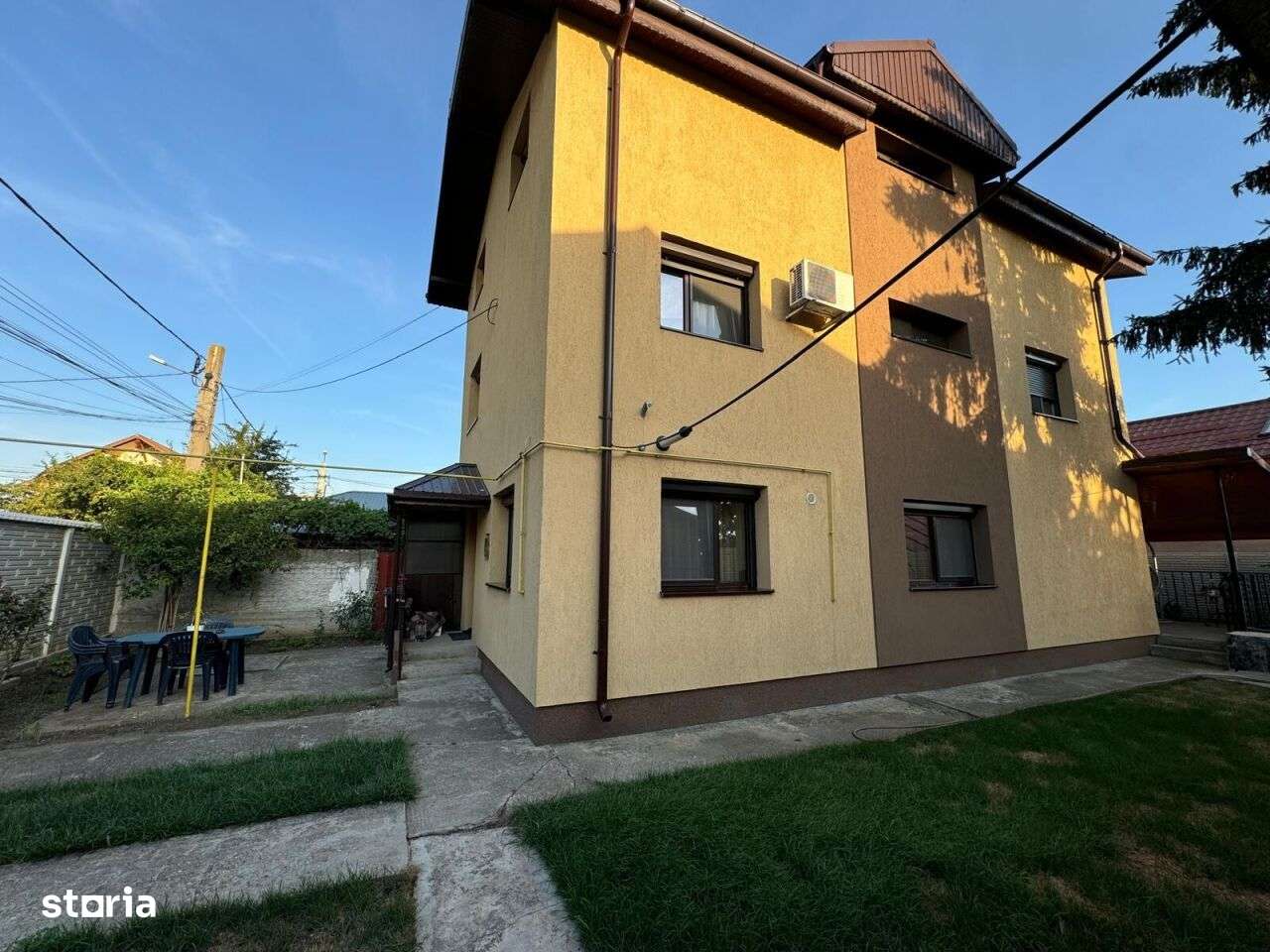 Vila Individuala 7 Camere 4 Locuri Parcare-2