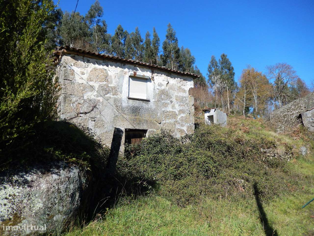 Moradia para Reabilitar em Padornelo, Paredes de Coura - Grande imagem: 3/8