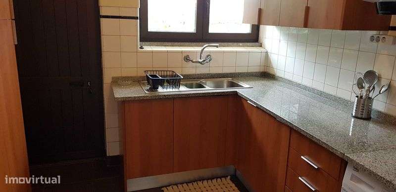 Arrenda-se moradia T3 totalmente mobilada - Grande imagem: 4/11