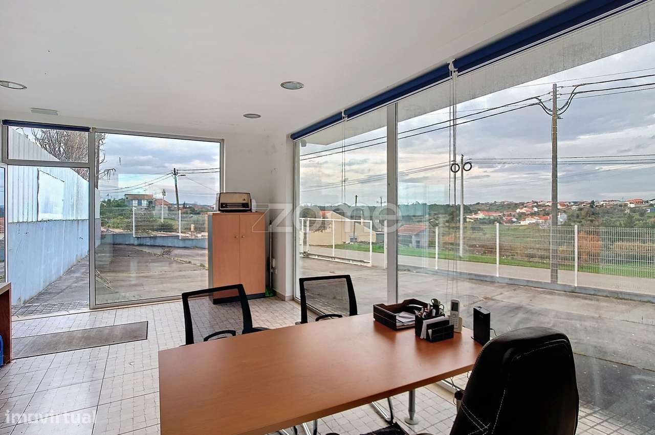 Stand para Automóveis com Escritório e WC + Terreno Urbanizável - Grande imagem: 5/18