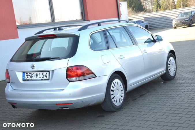 Volkswagen Golf VI 1.6 TDI Comfortline - 4