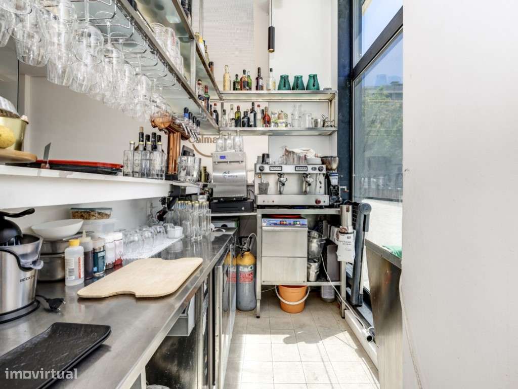 Trespasse de Restaurante em Localização Privilegiada - Lisboa-9