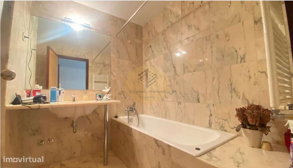 Apartamento T5+1 Boavista/ Aviz- Porto-23