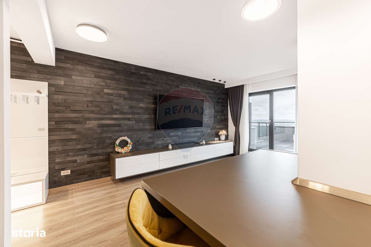 Apartament tip PENTHOUSE cu 3 camere de vânzare, ADORA PARK zona UTA-6