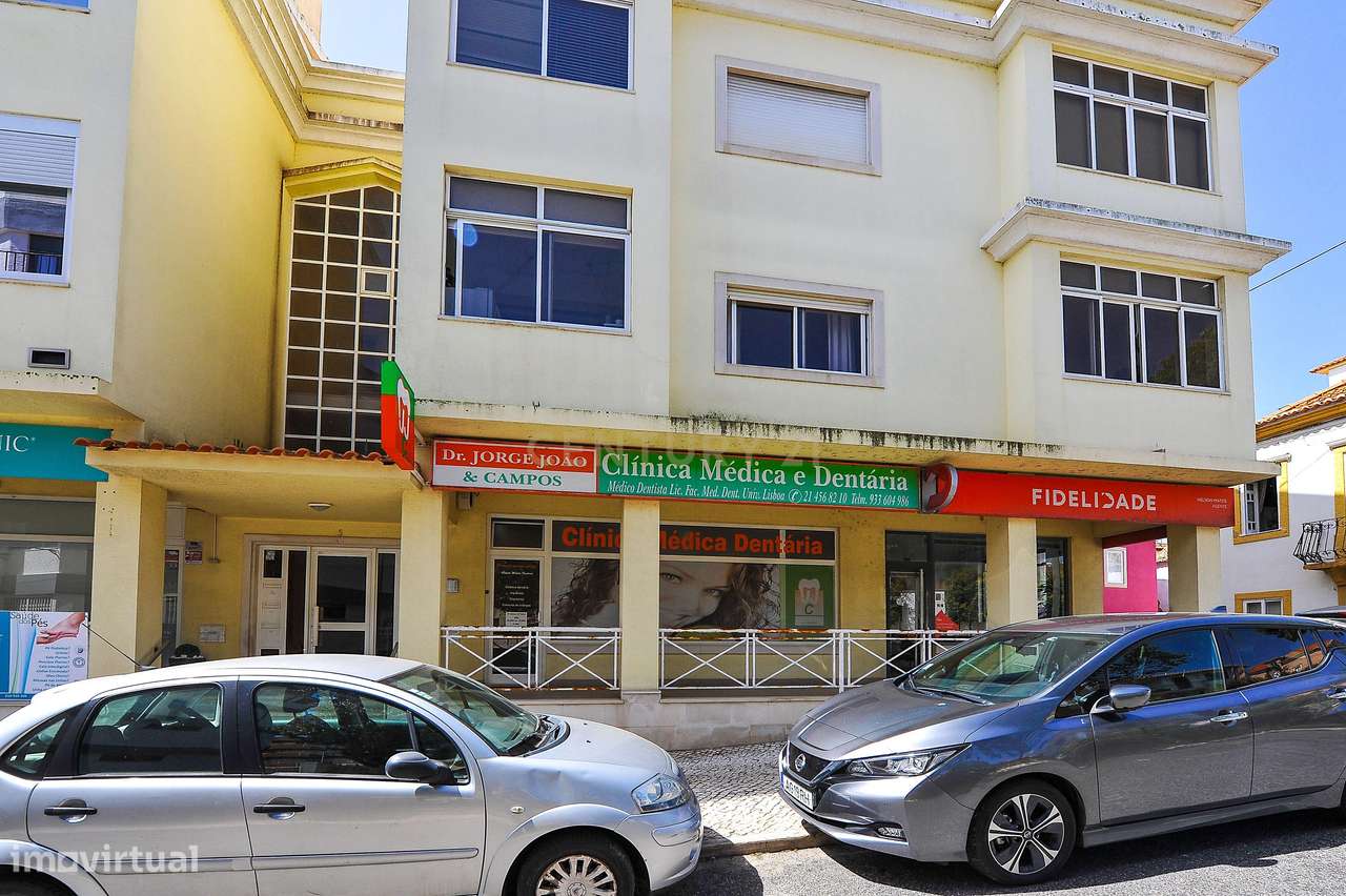 Clínica Dentária Premium | Investimento Seguro com Histórico Consolida-17