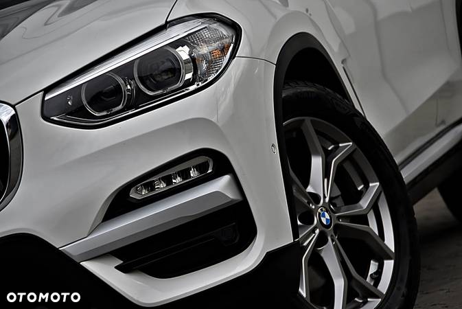 BMW X3 xDrive20i - 8