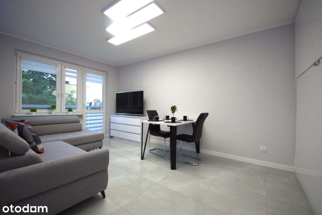 WYSOKI STANDARD - tylko dla studentek - Pełny obrazek: 5/20