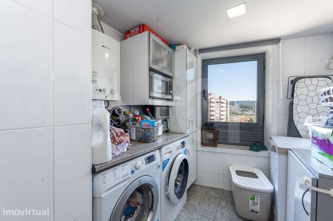 T2 com Varanda, Lugar de garagem e arrumos na Cidade Jovem - Rio Tinto-8