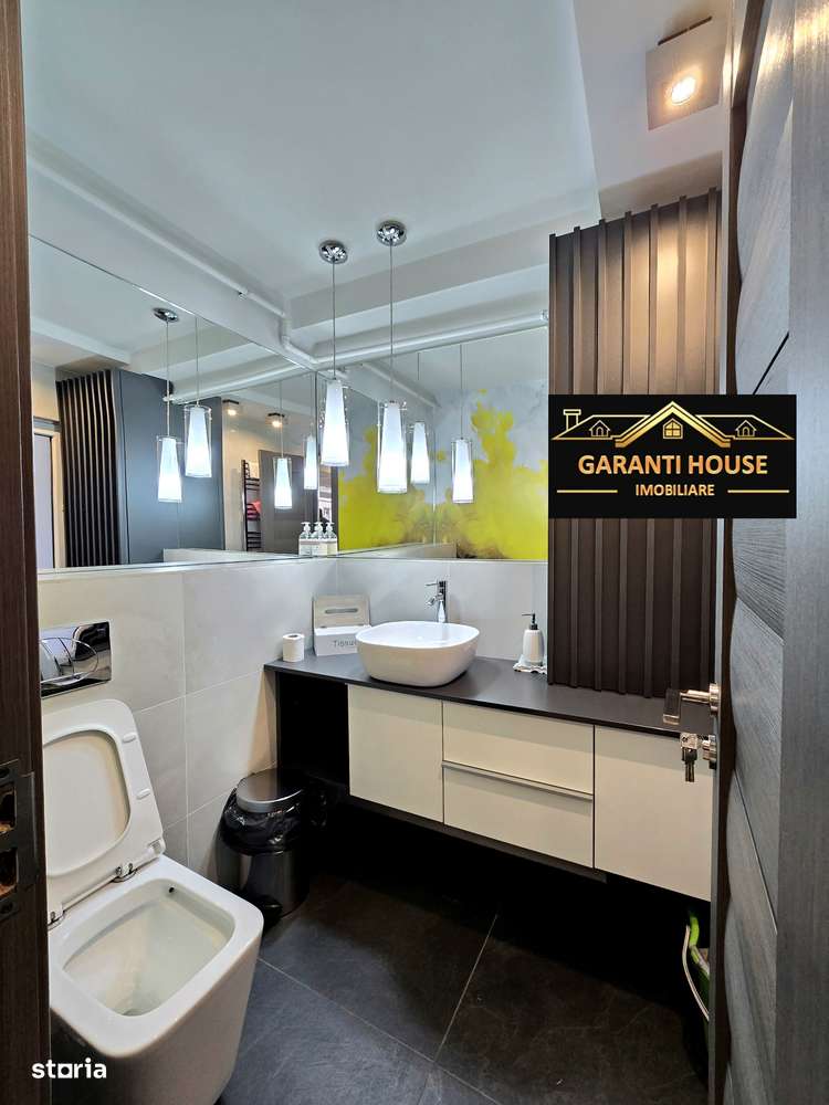 Zona Sf. Ioan, spatiu comercial, 82 mpc, mobilat, 160 000€ negociabil - Imagine principală: 4/5