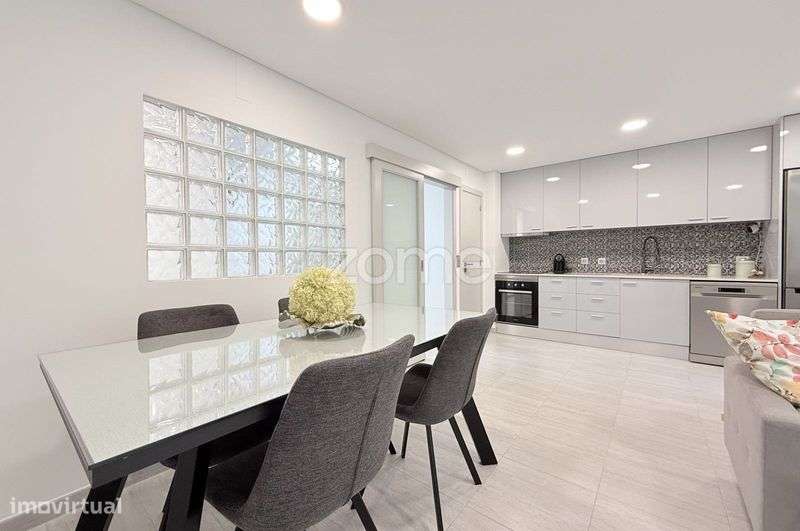 Apartamento T3 Renovado No Centro De Vila Nova Famalicao
