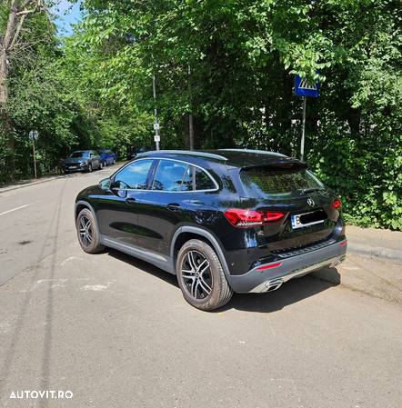 Mercedes-Benz GLA - 15