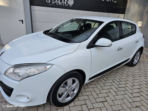 Renault Mégane 1.5 dCi Dynamique - 26