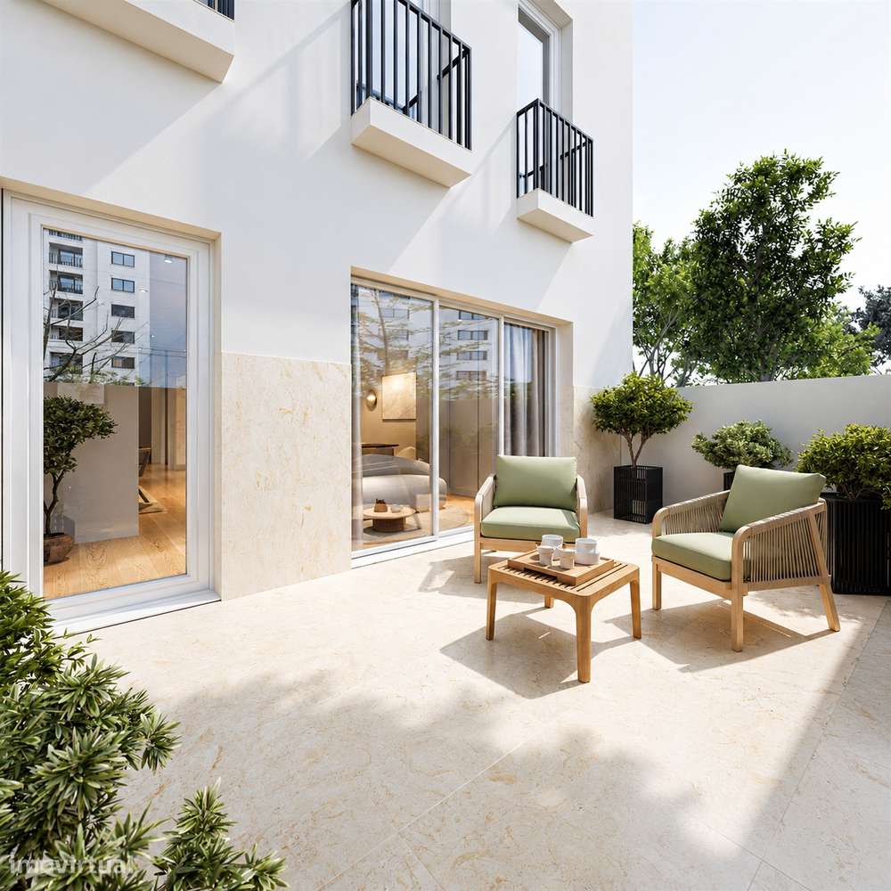 Apartamento T2 com terraço, nas Avenidas Novas-3