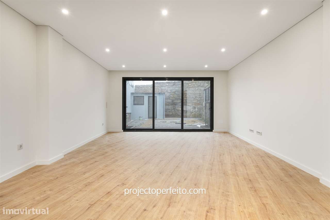 Moradia em Banda T3 Venda em Rio Tinto,Gondomar - Grande imagem: 4/24