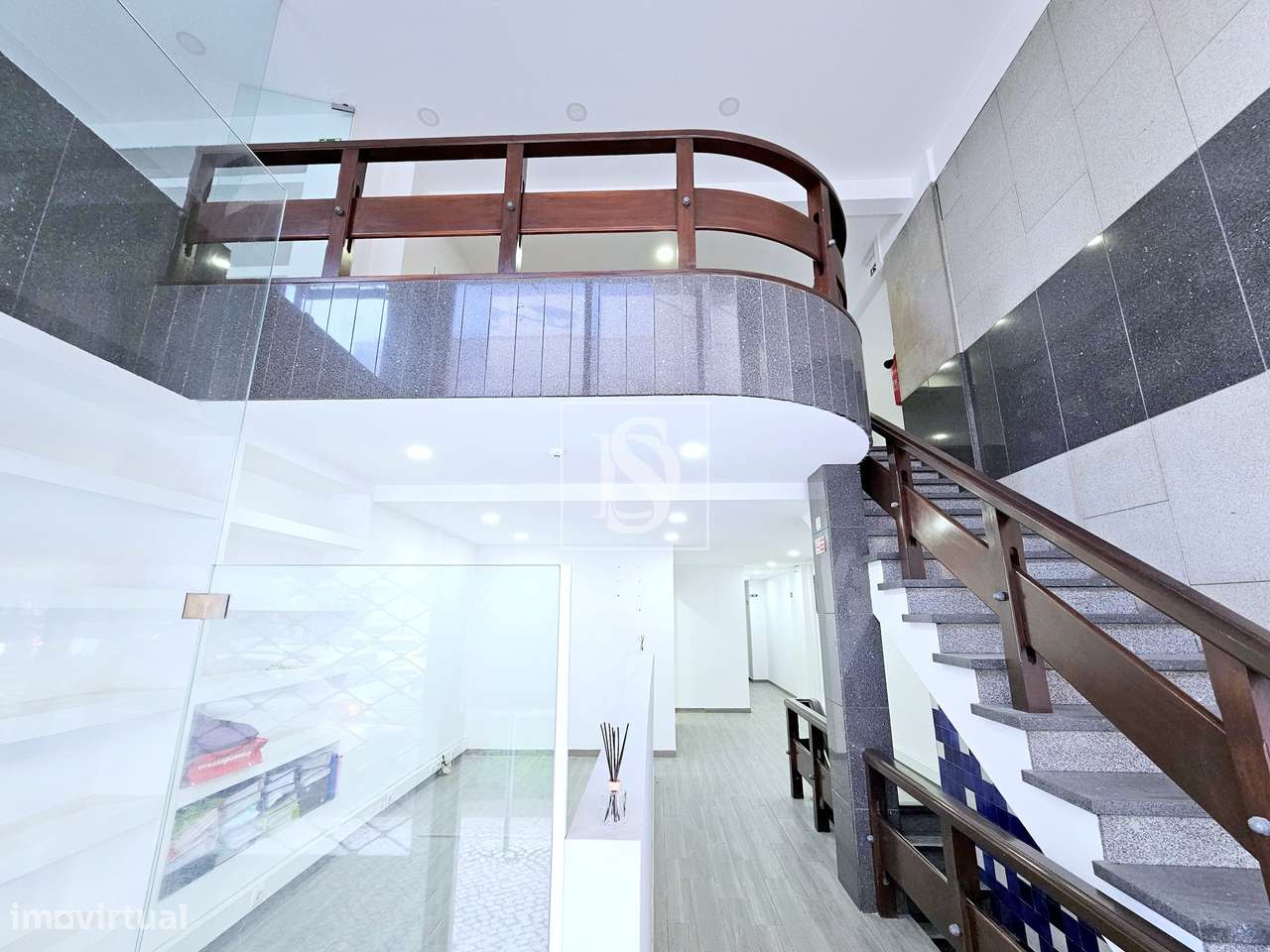 Loja 390 m2 Avenidas Novas - Campo Pequeno-3