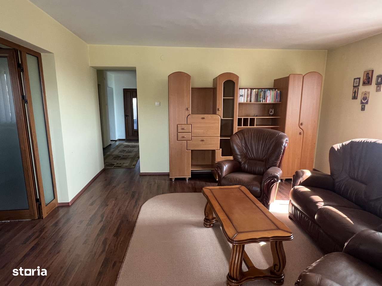 Camere la vilă zona Podu de Fier - Imagine principală: 4/6