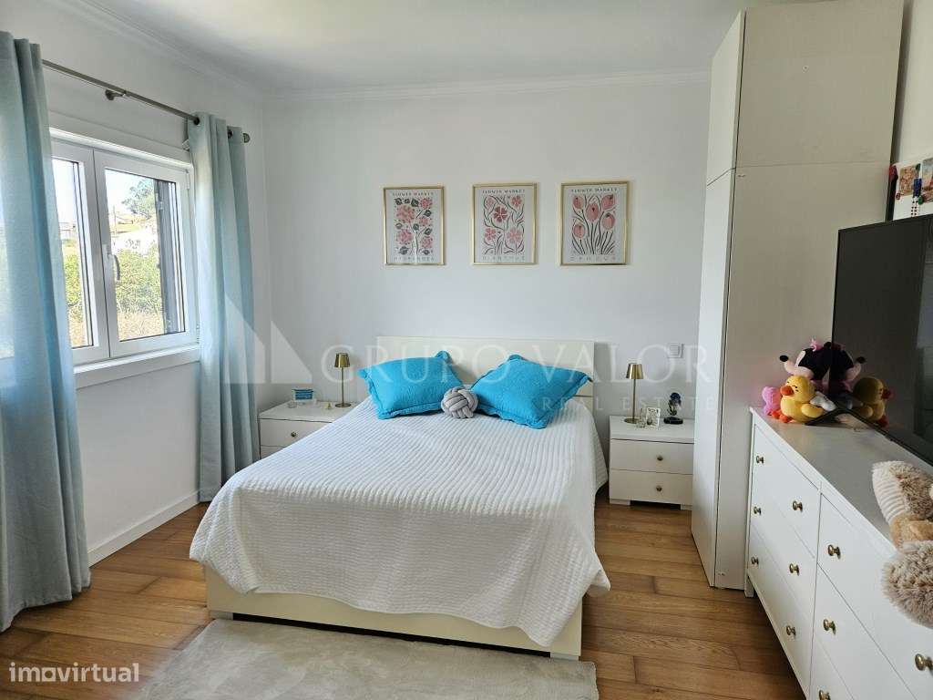 Moradia T4 Geminada com Piscina - Garagem para 3 Viaturas | Sabugo ...-33
