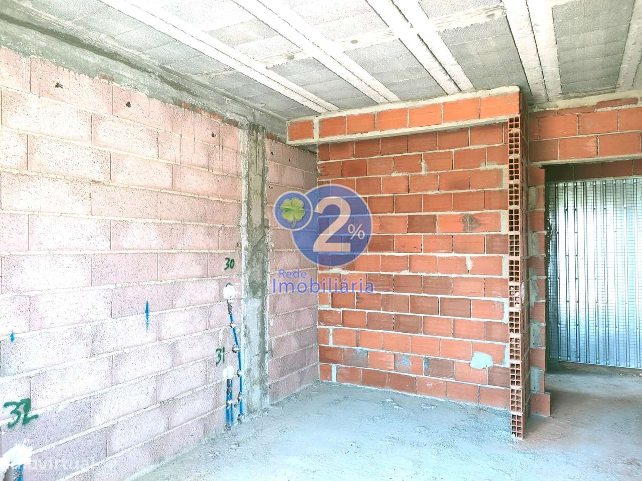 Moradia T3+1 em construção-11