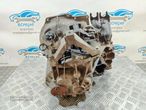 CAIXA VELOCIDADES MANUAL FORD CMAX C MAX C-MAX DM2 1.6 TDCI 16V 110CV G8DA 3M5R7F096YF FOCUS II 2 MK2 MAZDA 3 BK VOLVO C30 533 V50 545 S40 II 2 MK2 544 - 4