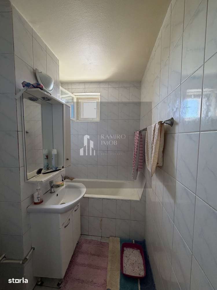 Apartament 2 camere decomandat Alexandru Obregia / Turnu Magurele xyz