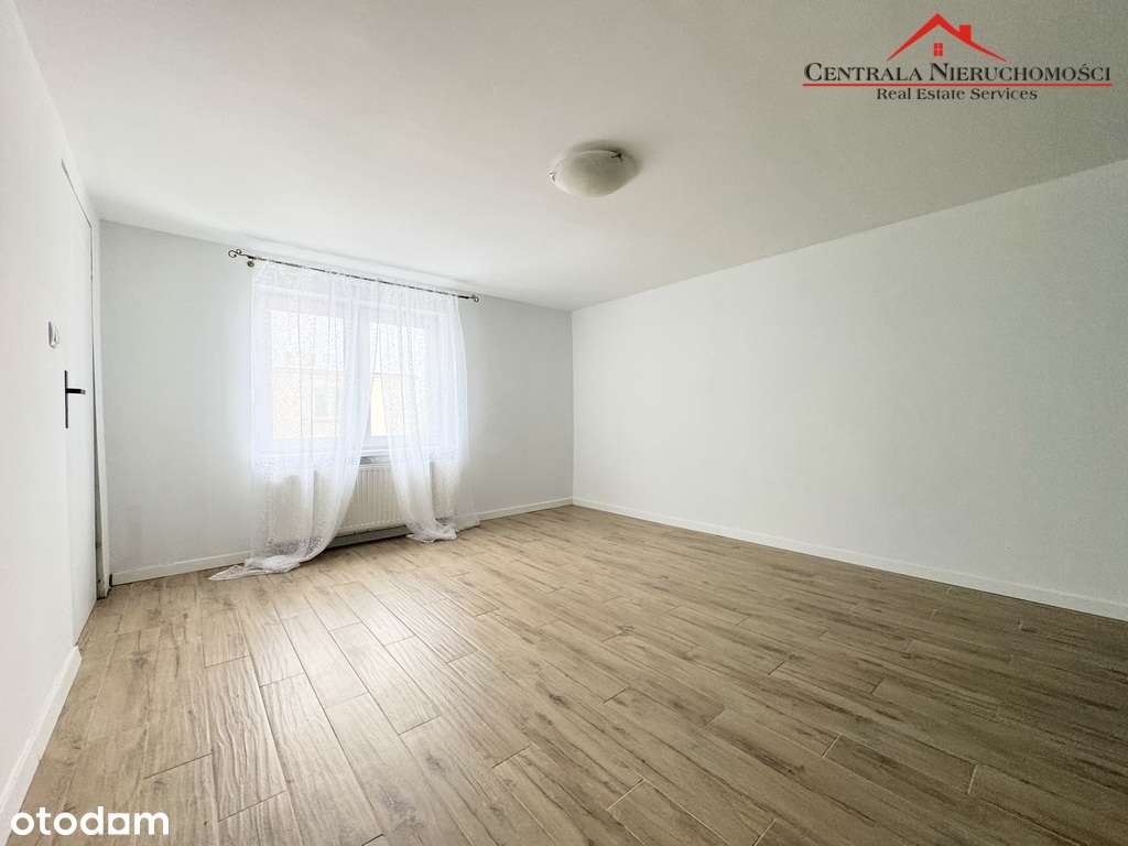 Dom wolnostojący 6 pokoi na osiedlu Stawki-14