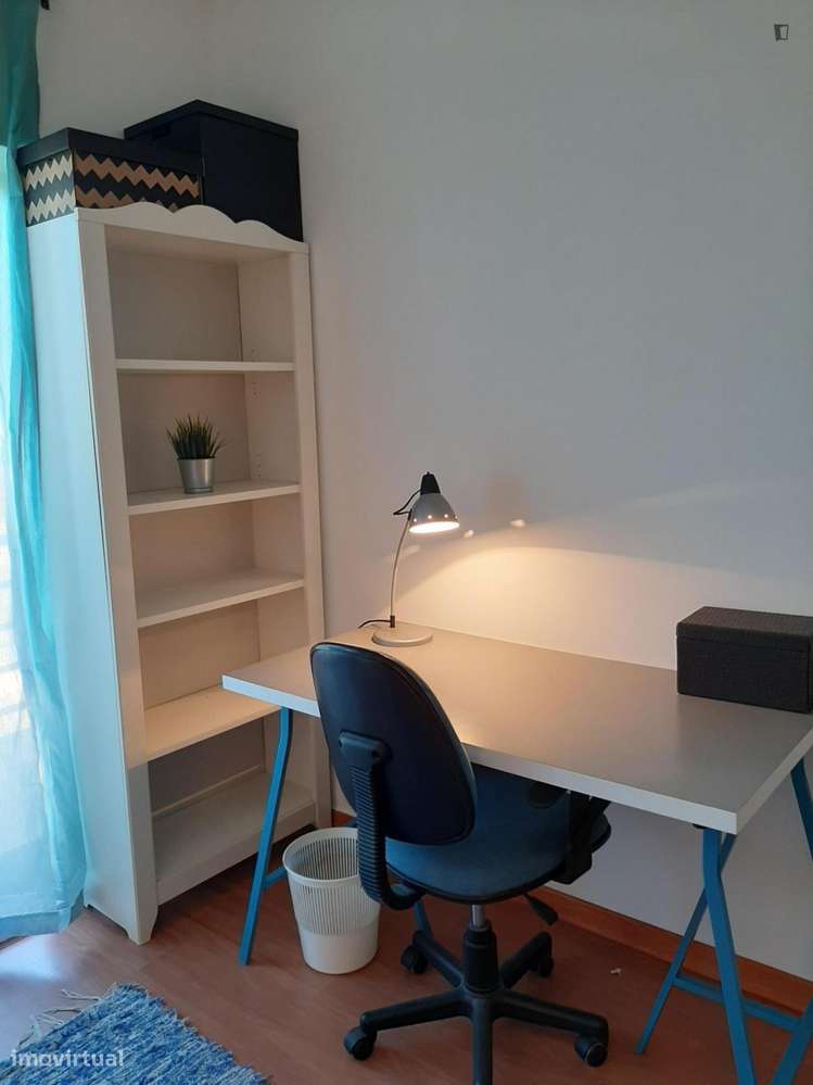 Quarto - localizado em Caparica Lisbon - Grande imagem: 4/6