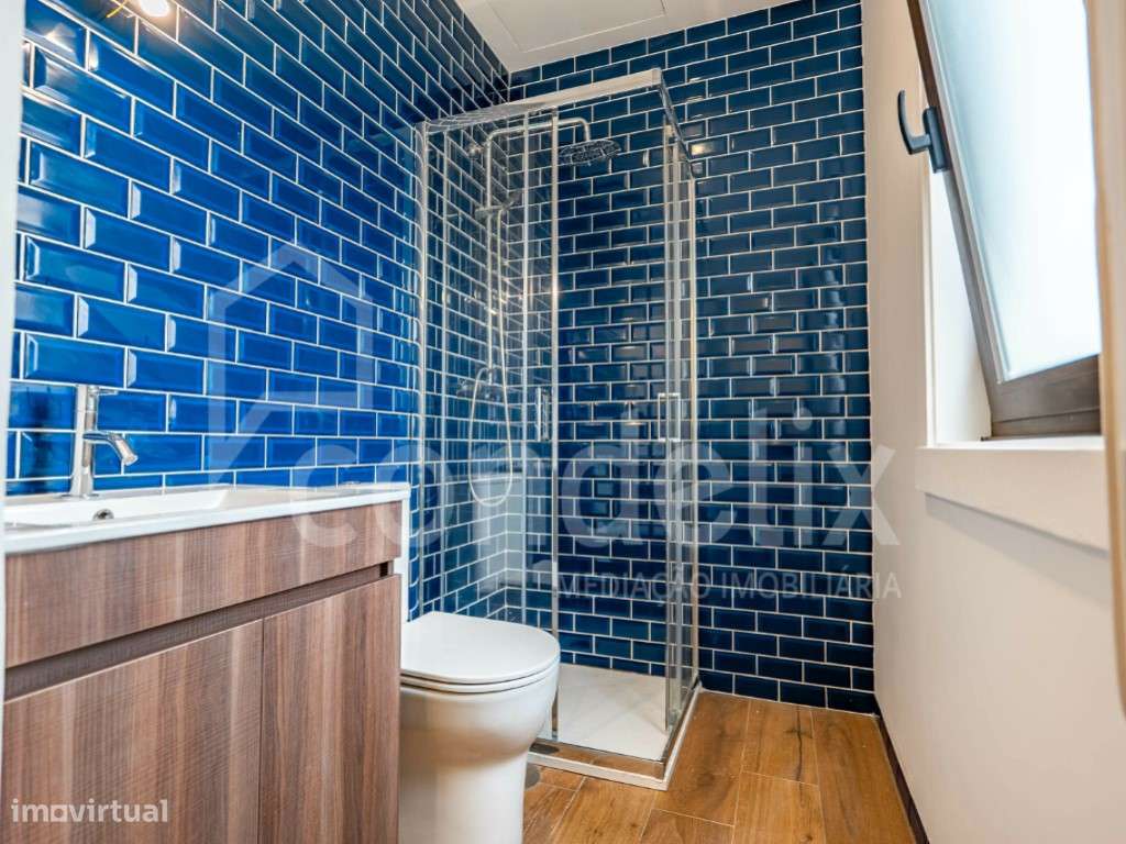 Moradia T2 · totalmente remodelada · Bairro da Vilarinha, Porto-15