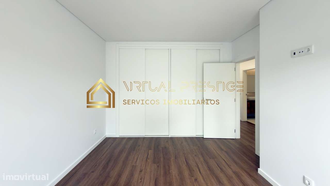 Moradia T4 Térrea | 2 suites e espaço p/ piscina | Fernão Ferro-18