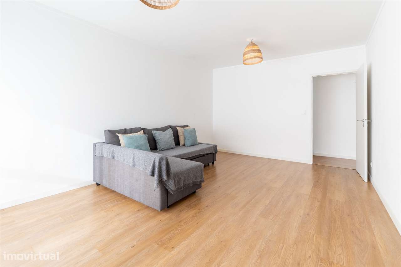 Apartamento T1 Arrendamento em São Mamede de Infesta e Senhora da Hora - Grande imagem: 4/24