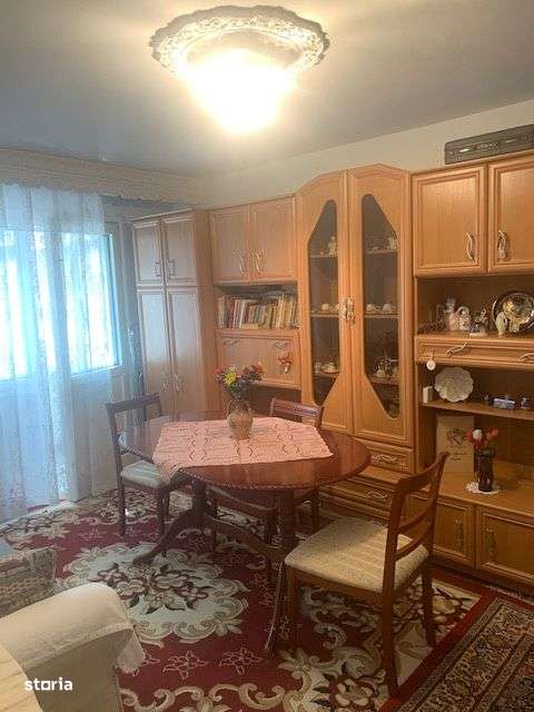 Apartament  2 camere, de vanzare, str. Bucegi, Bacau-1