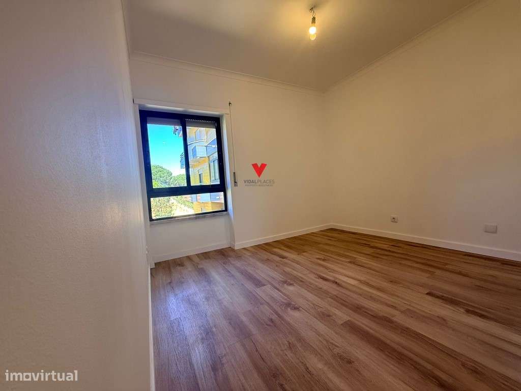 Apartamento T3 renovado no Feijó-15