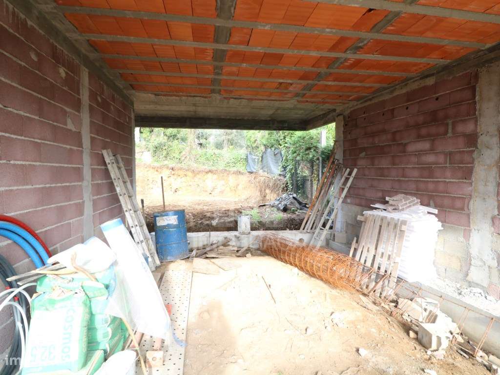 Venda Moradia Geminada T3 Térrea Nova - Fornelos (Ponte de Lima)-7
