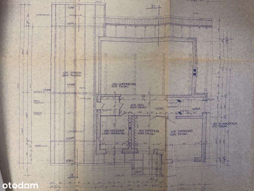 Duży dom z ogromnym potencjałem w Łobzie-5
