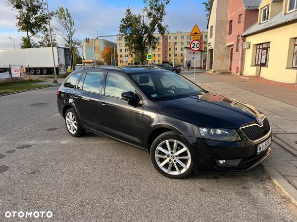 Skoda Octavia 2.0 TDI Ambition - 2