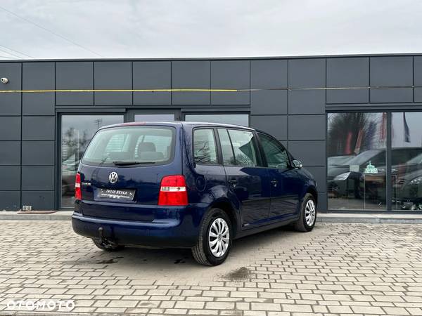 Volkswagen Touran 1.6 Basis - 17