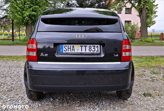 Audi A2 1.4 - 4