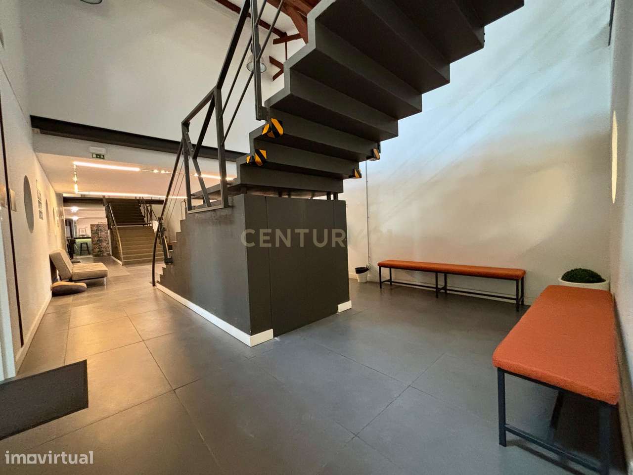 Escritório ou Estúdio Criativo com Estilo Industrial – 60 m² em Santos - Grande imagem: 5/17