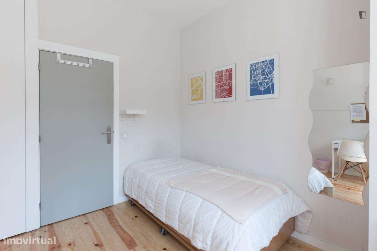 Quarto - localizado em Bonfim Porto - Grande imagem: 2/10