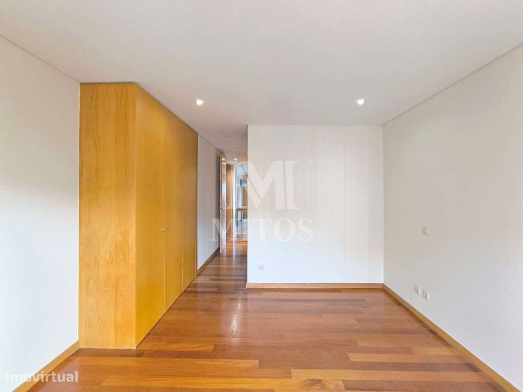 Apartamento T3 em condomínio fechado - Meadela-6