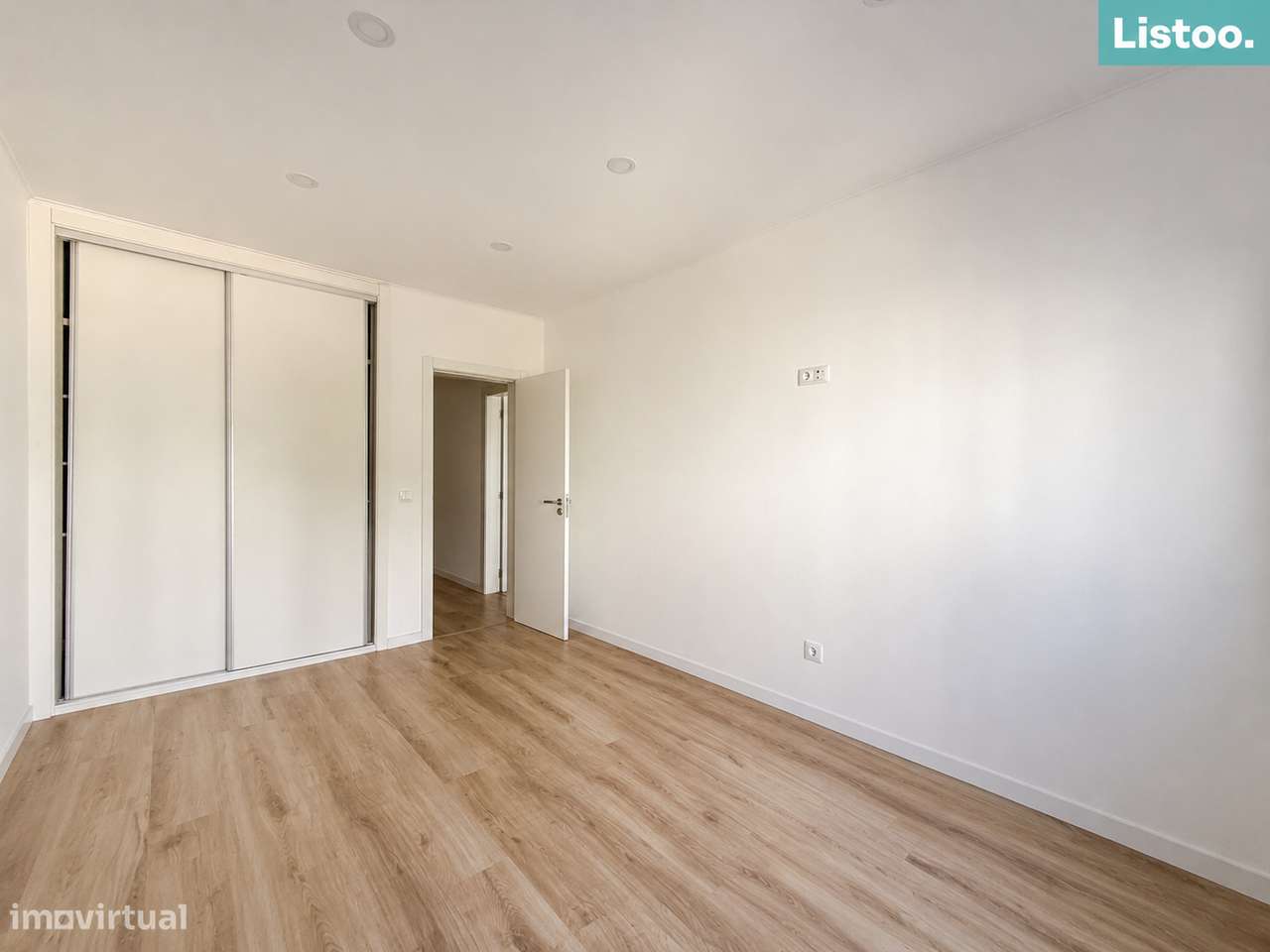 Apartamento T3 Avenida Carolina Michaelis-20