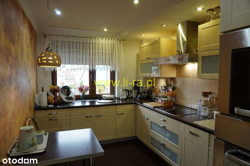 Umeblowane mieszkanie trzypokojowe o pow.77,50m, II p.balkon,  garaż - Pełny obrazek: 1/18