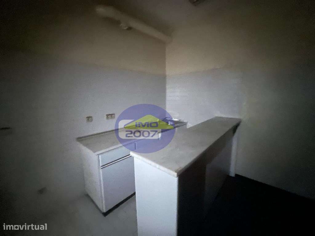 Loja em São Paio de Oleiros-22