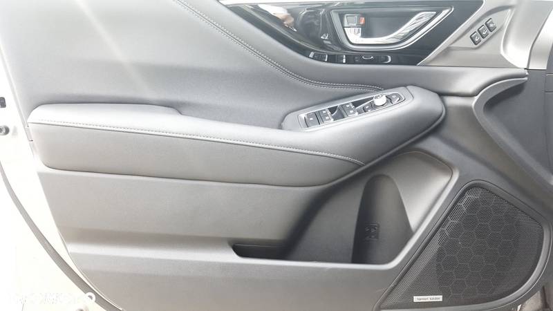 Subaru Outback 2.5i Platinum (EyeSight) Lineartronic - 11