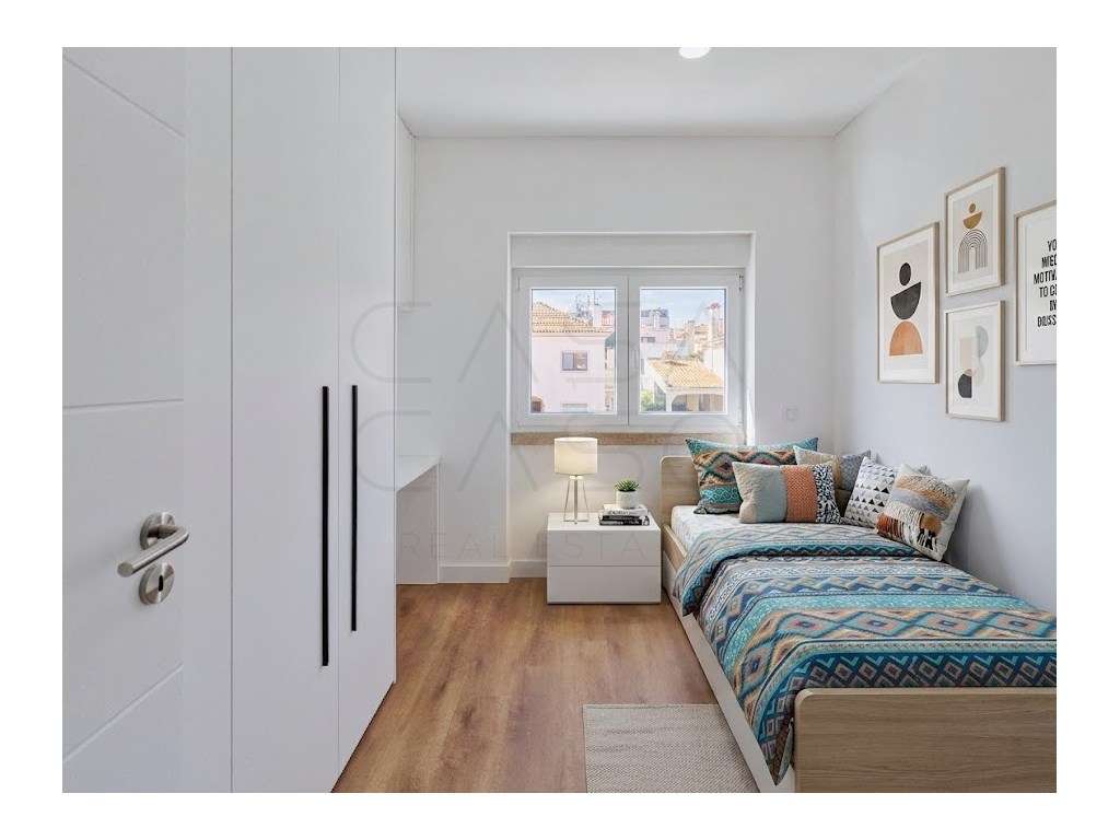 NOVO - Moradia de T4+2 no Bairro da Conceição-41